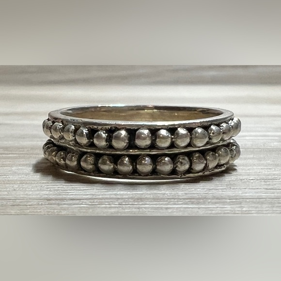 Vintage Designer Signed Handmade Beaded/Dotted Eternity Band Ring, Size 7.5 - Picture 2 of 9